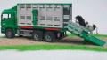 CI�ZAR�WKA MAN DO PRZEWOZU ZWIERZ�T -  BRUDER 02749