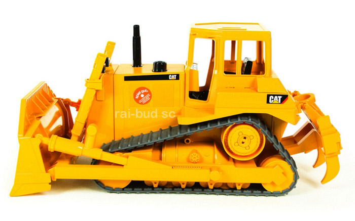 SPYCHACZ NA GĄSIENICACH CATERPILLAR bruder 02422