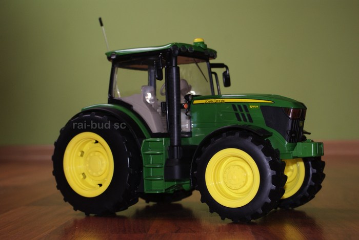 traktor zdalnie sterowany john deere 6190r 1:16 wielkosc bruder