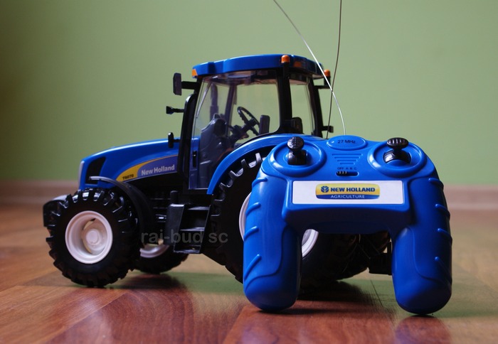 traktor zdalnie sterowany new holland t6070 1:16 wielkosc bruder
