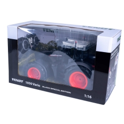 Zdalnie sterowany traktor Fendt 1050 Vario black edition 1:16 2,4Ghz CIĄGNIK FENDT 1050 VARIO CZARNY LAKIER - TRAKTOR FENDT WIELKOŚĆ BRUDER