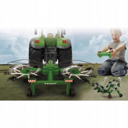 Przetrząsarka Fendt włączana z pilota do traktora Fendt vario 1050 1:16 RC