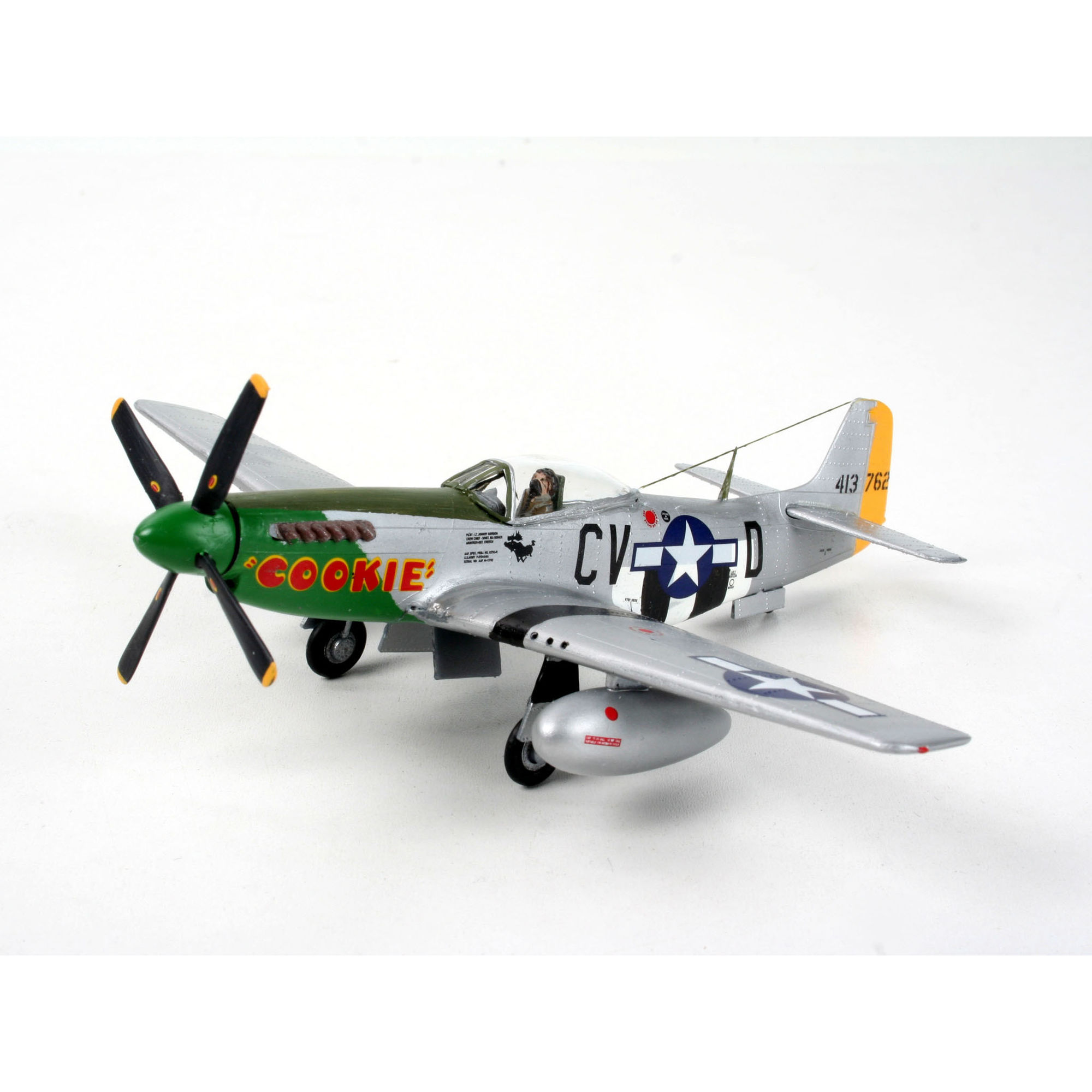 Gotowy model P-51D Mustang w widoku bocznym