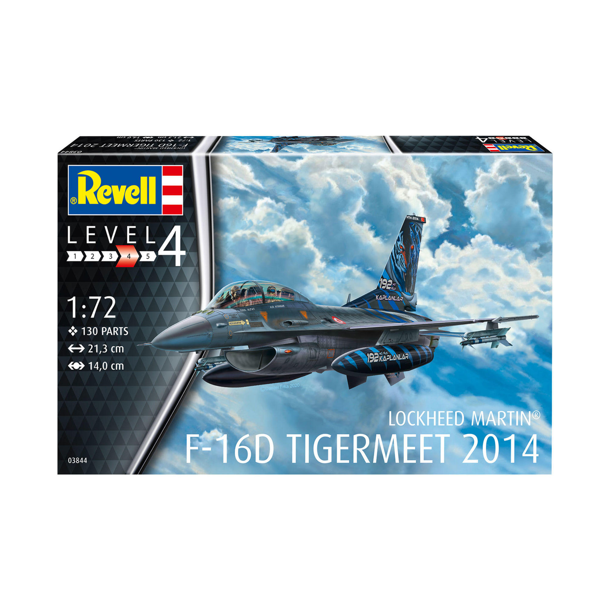 Pudełko zestawu modelarskiego F-16D Tigermeet 2014