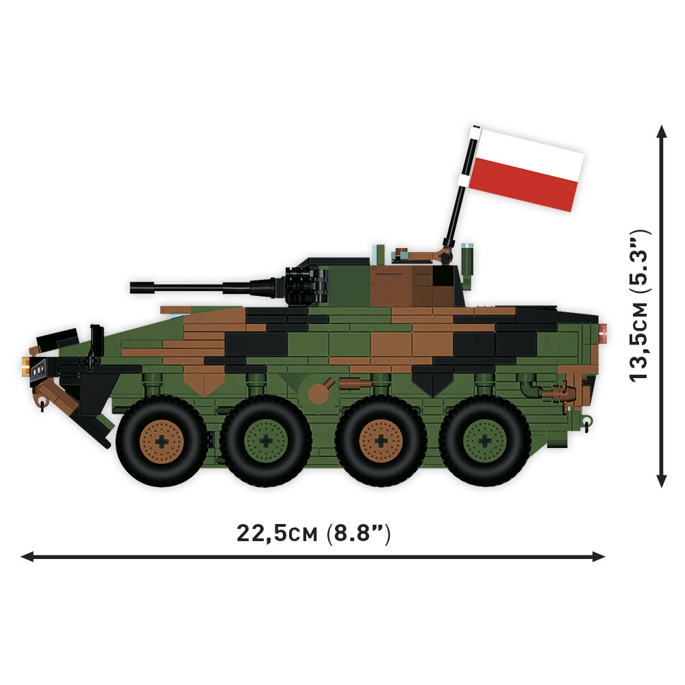 Boczny widok modelu KTO Rosomak z wymiarami
