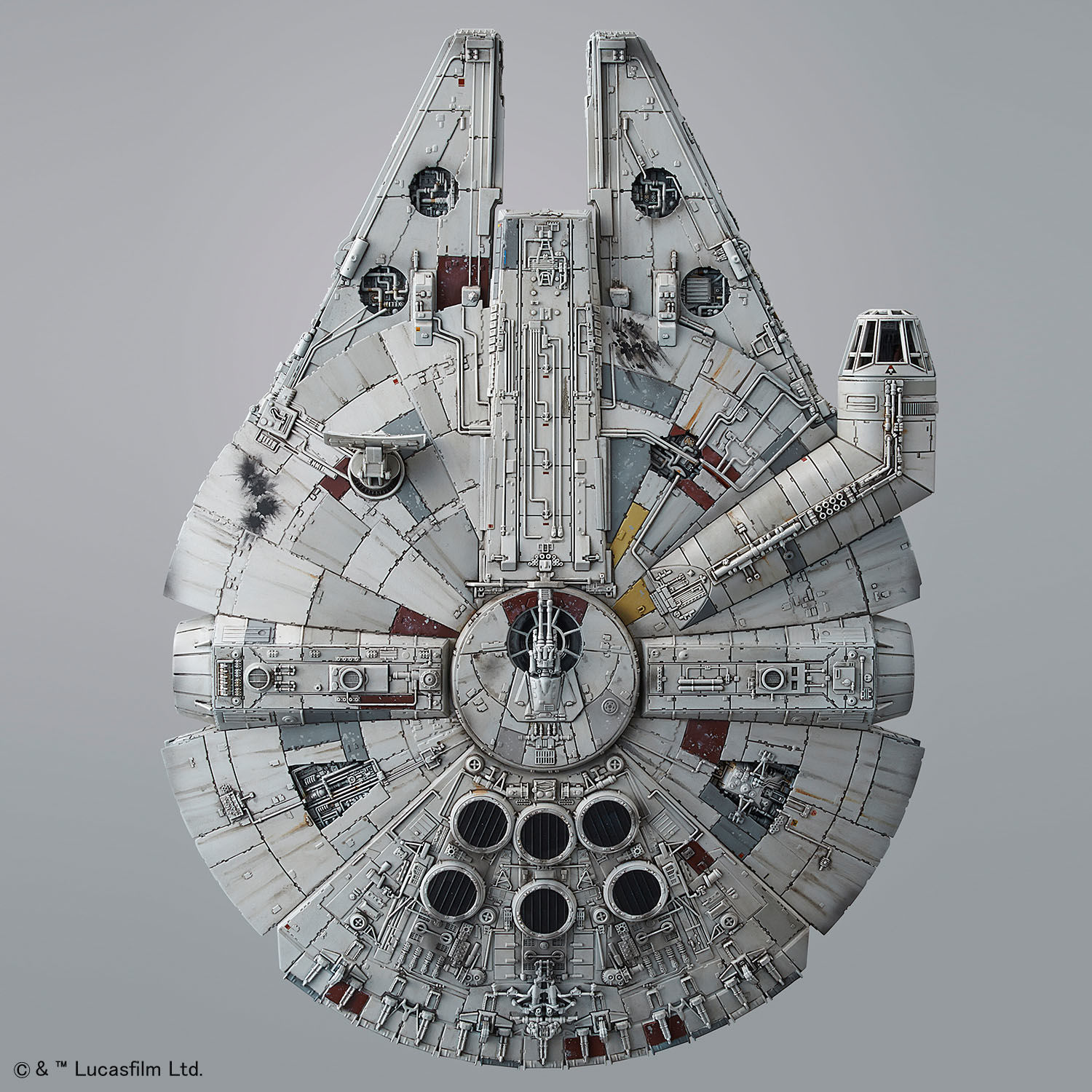 Millennium Falcon widziany z góry