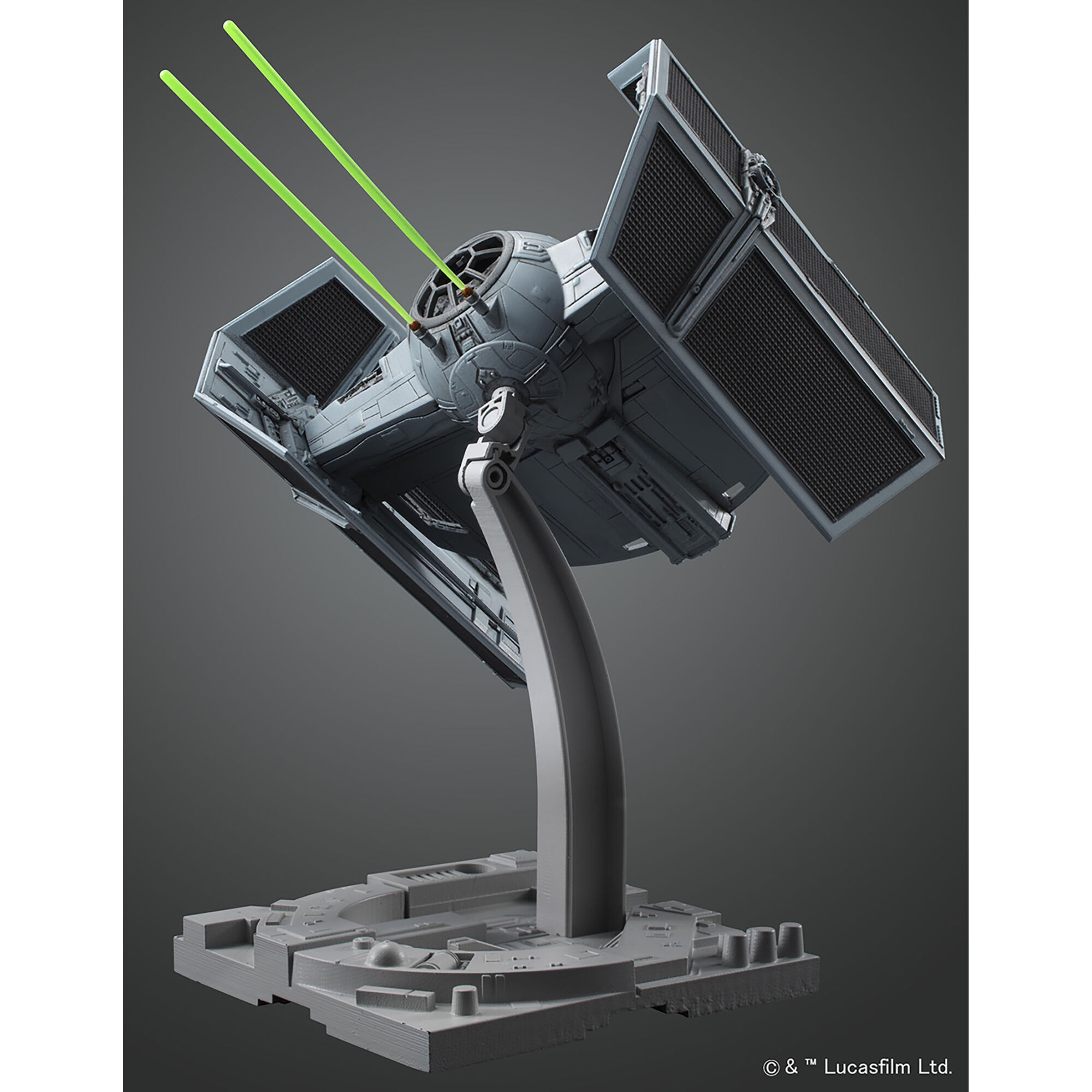 Model TIE Advanced z zielonymi efektami laserów