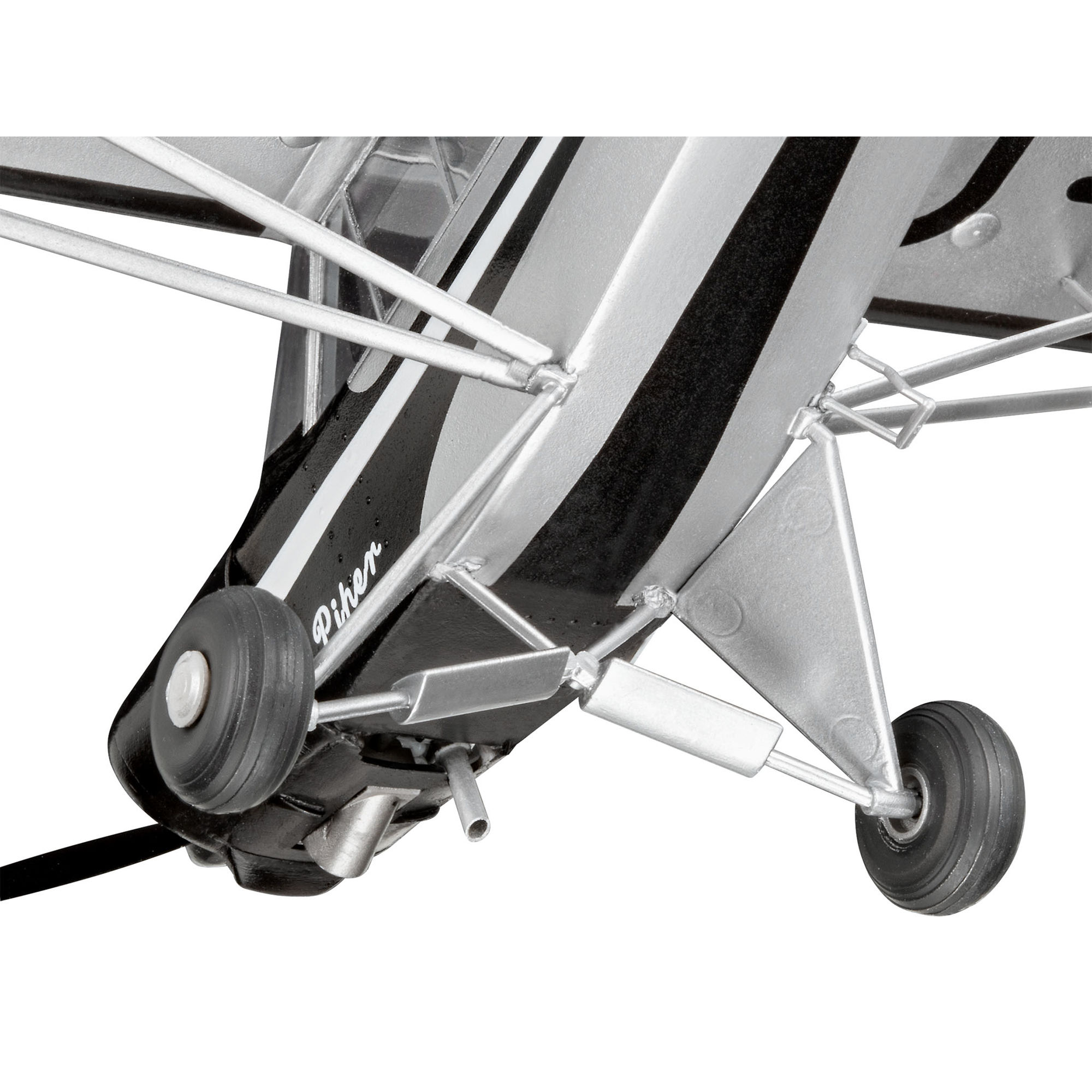 Zbliżenie podwozia modelu samolotu Sports Plane