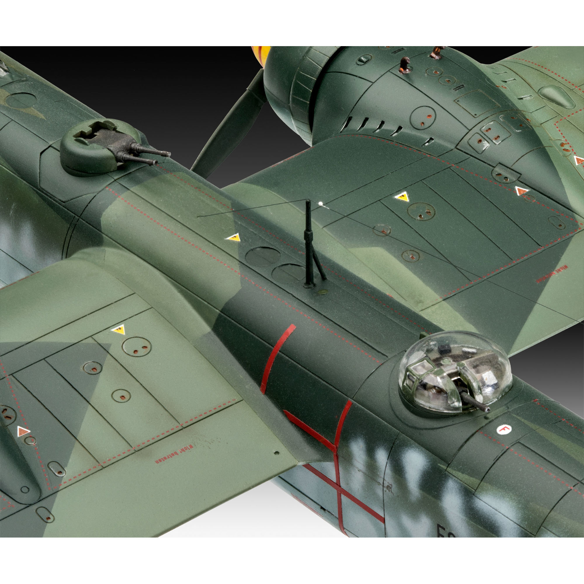 Zbliżenie powierzchni modelu Heinkel He 177