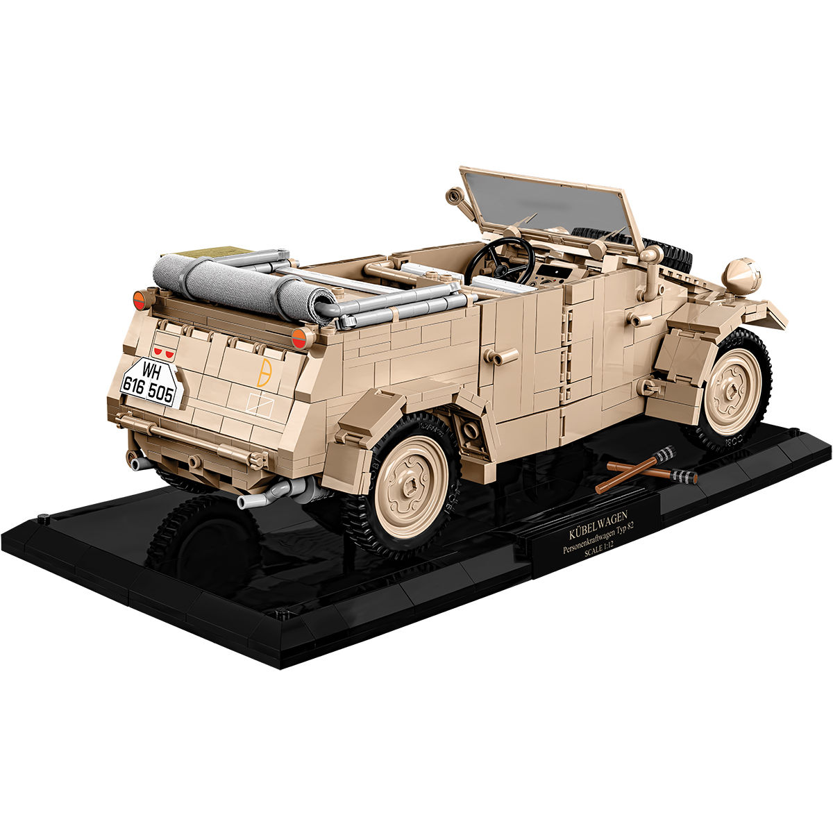 Tył i wnętrze modelu Kübelwagen Typ 82