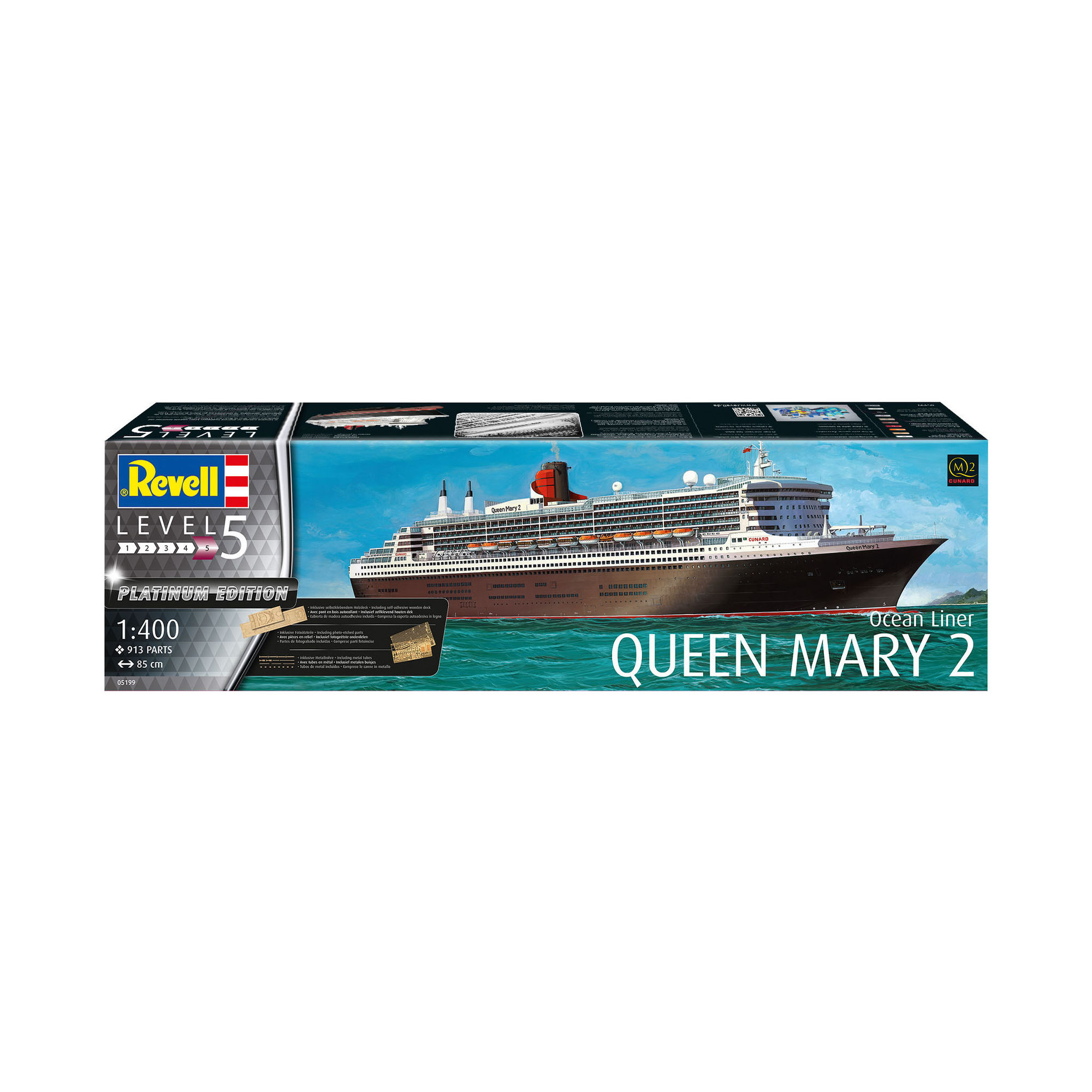 Model Queen Mary 2 na podstawce ekspozycyjnej