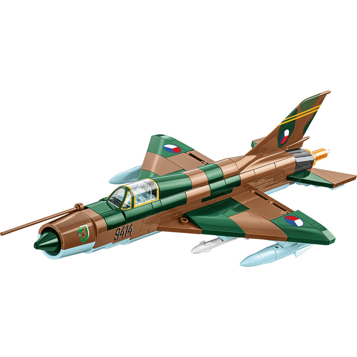 Zbliżenie złożonego modelu MiG-21 z oznaczeniami czechosłowackimi