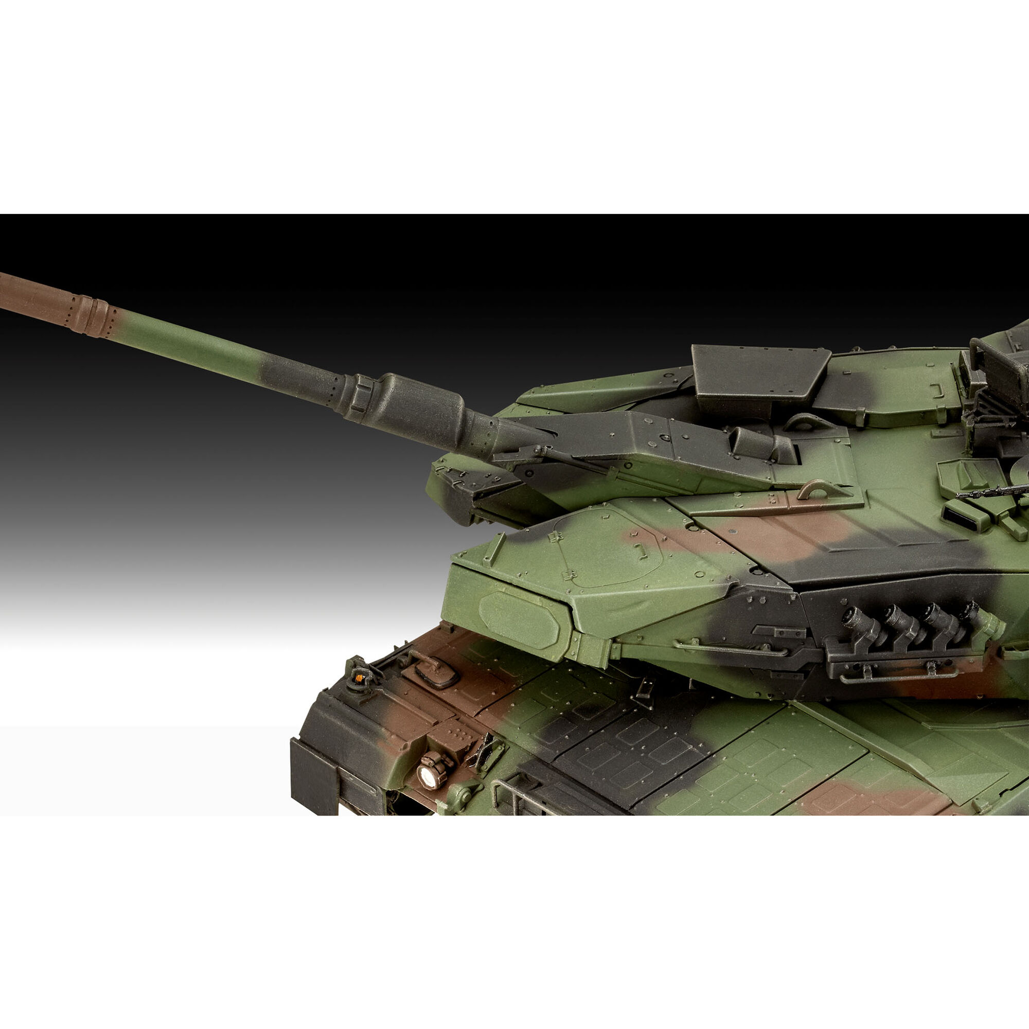 Przednia część modelu Leopard 2A7A1 z detalami pancerza