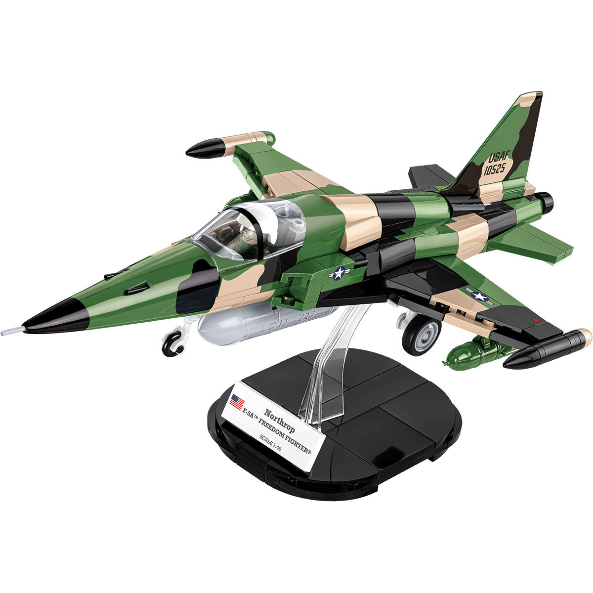 Northrop F-5A z otwartą kabiną i podstawką ekspozycyjną