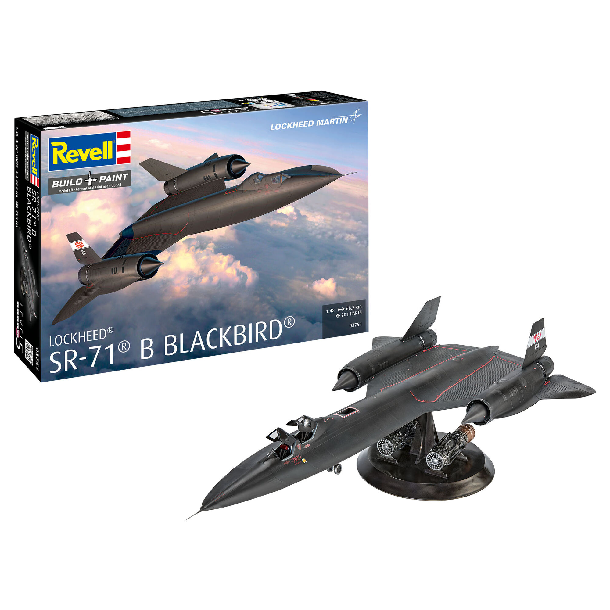 Złożony model SR-71B Blackbird na stojaku ekspozycyjnym