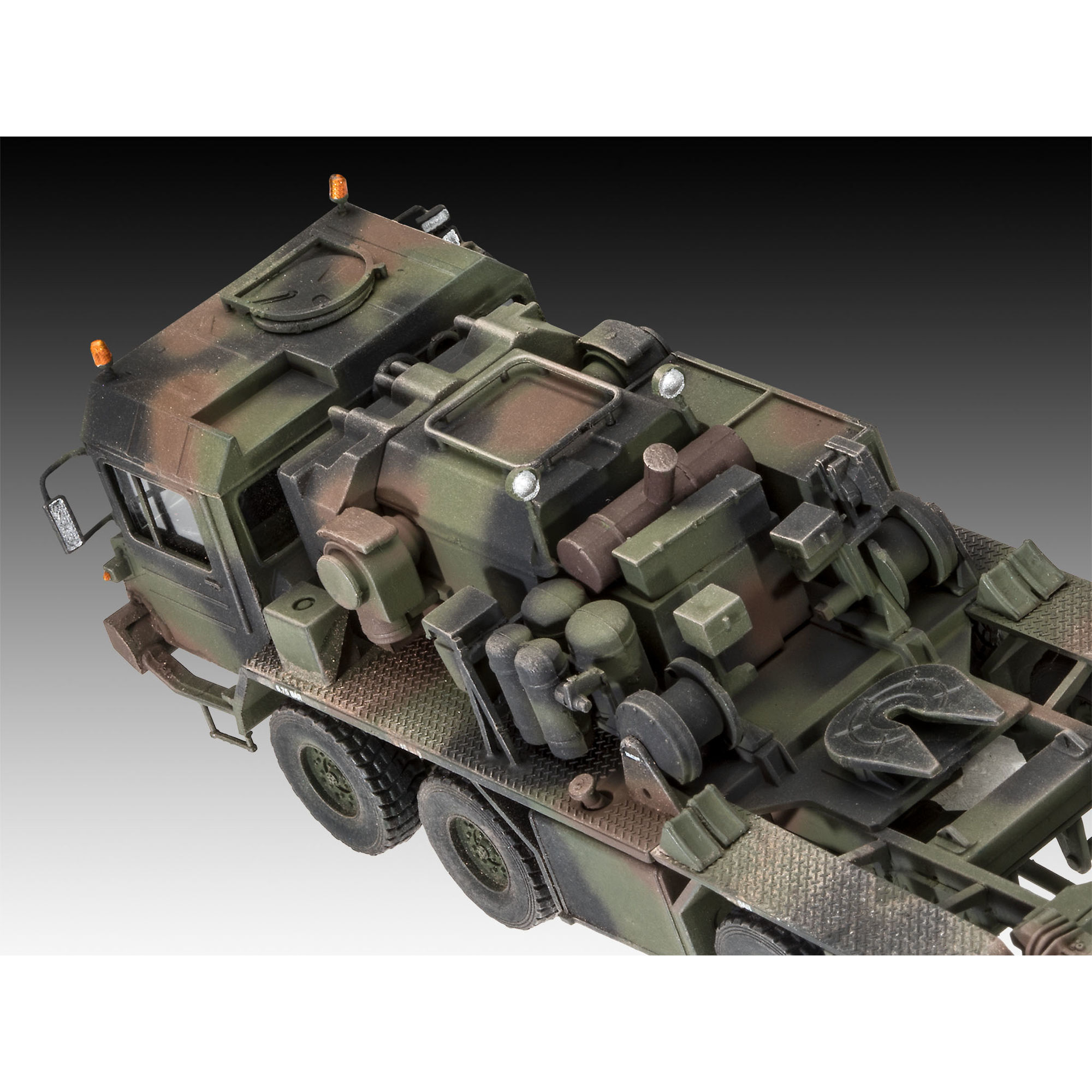 Zbliżenie modelu transportera SLT 50-3 Elephant