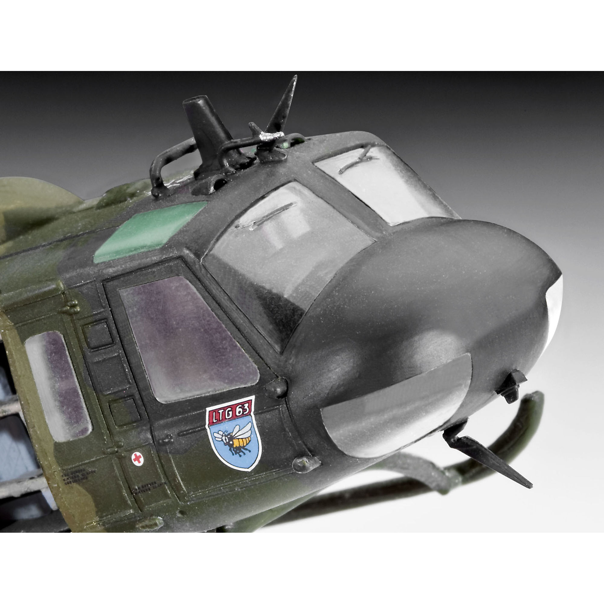 Zbliżenie kabiny i kadłuba modelu Bell UH-1D
