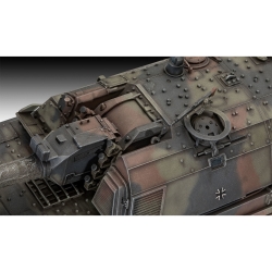 PzH 2000 – model w skali 1:35