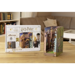Book Nook Quidditch Field – Harry Potter