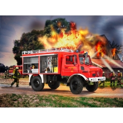 Mercedes-Benz Unimog U1300L TLF 8/18, 1:24