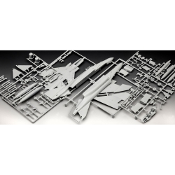 Revell F-4J Phantom II US Navy 1:72