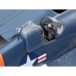 F4U-4 Corsair model 1:72