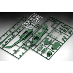 Bell UH-1H Gunship – model 1:100