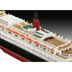 Queen Elizabeth 2 – model 1:1200