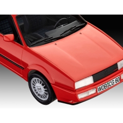 VW Corrado 1:24 – zestaw upominkowy