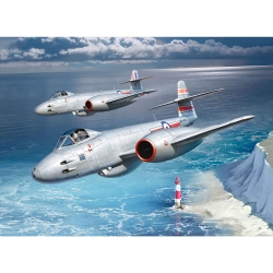 Gloster Meteor F.8 – model 1:32