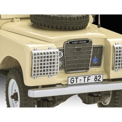 Land Rover Series III LWB 1:24