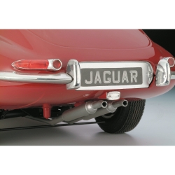 Jaguar E-Type 1:8 – model Revell