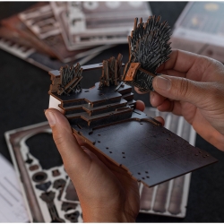 Book Nook Iron Throne – House of the Dragon