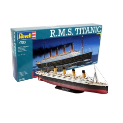 R.M.S. Titanic – model 1:700
