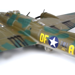 B-17F Memphis Belle, model 1:48