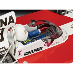 Surtees TS16/03 – model 1:32