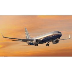 Revell Boeing 737-800 Model Set 1:288