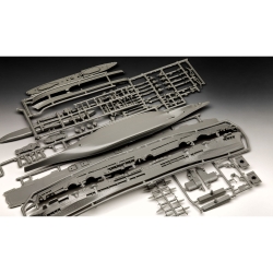 HMS Ark Royal i Tribal Class 1:720
